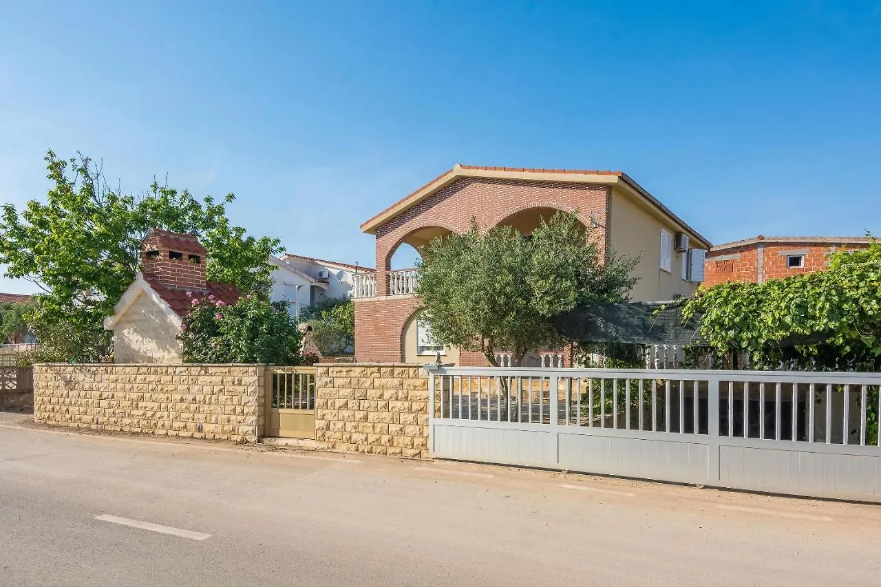 Apartment Filipovic Vir Croatia