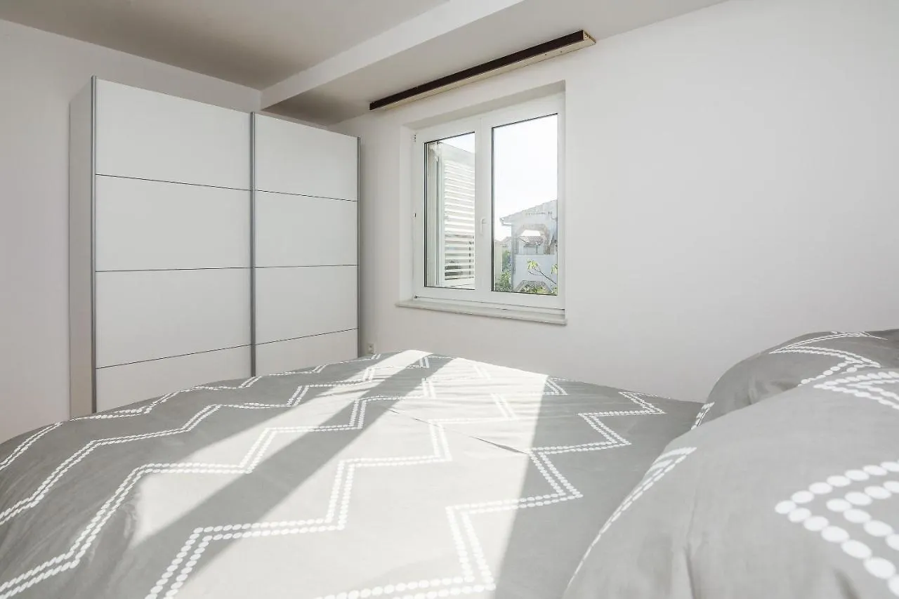 Apartment Filipovic Vir